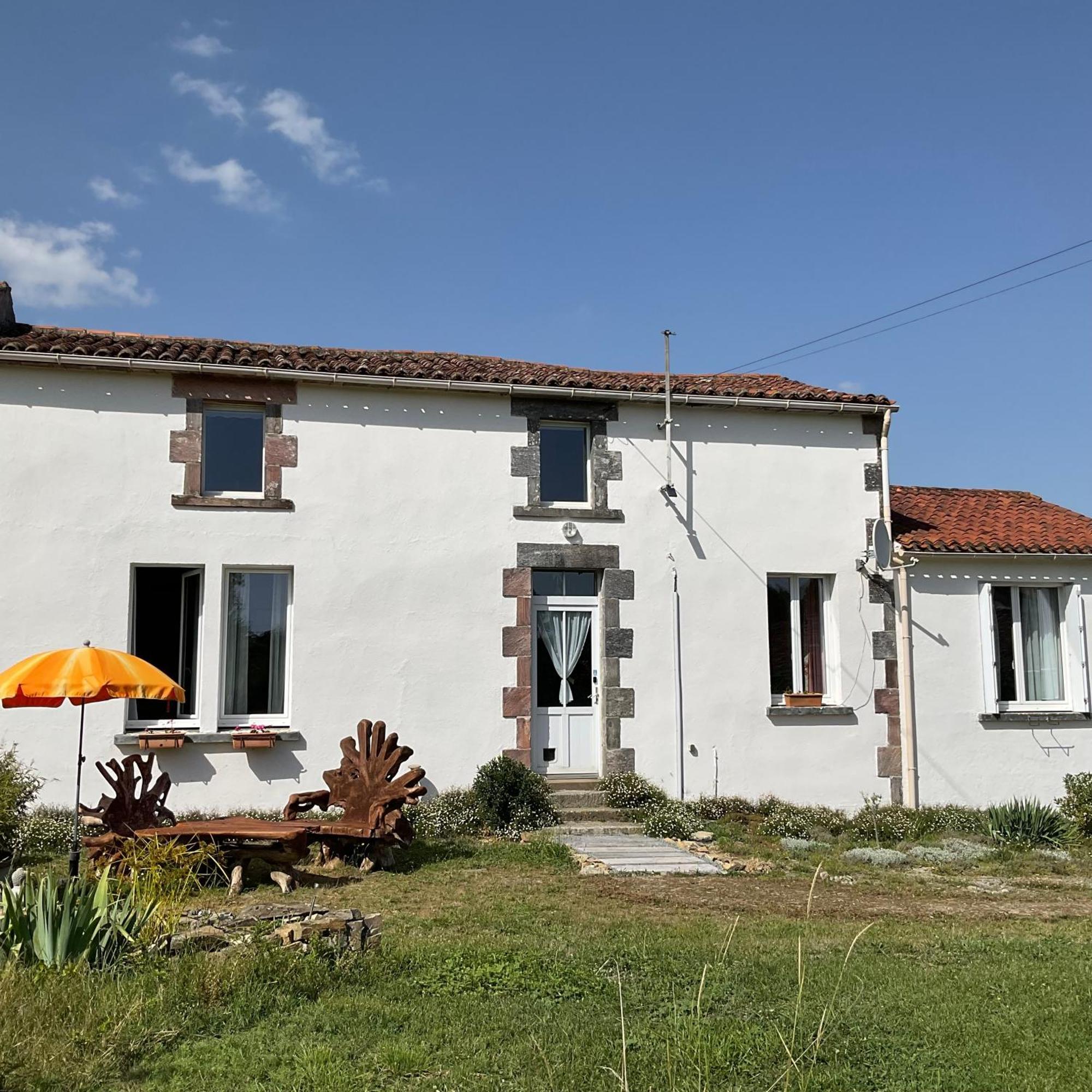 Bed and Breakfast La Brionniere Saint-Pierre-du-Chemin Екстер'єр фото